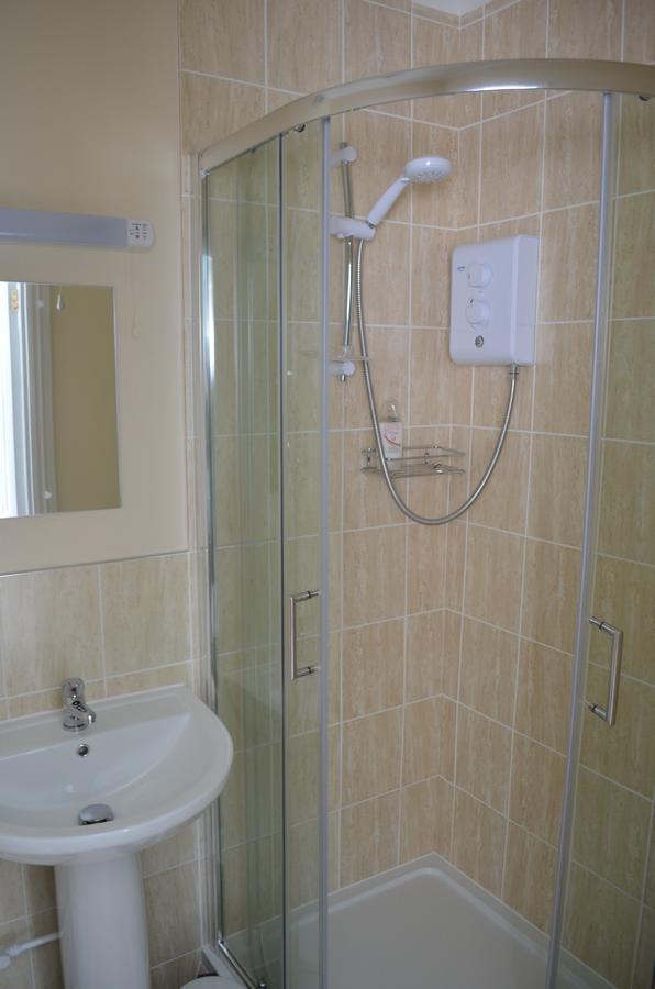 Hotel Claremont Shanklin Esterno foto